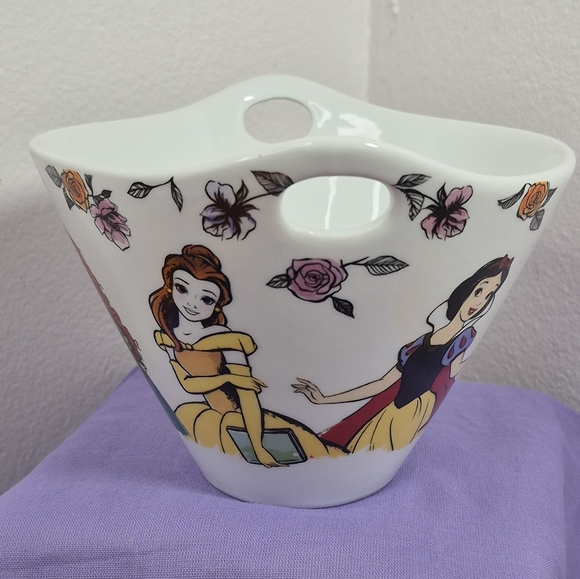 Disney Princesses Ramen Bowl NWOT/ *Mint - Picture 5 of 10